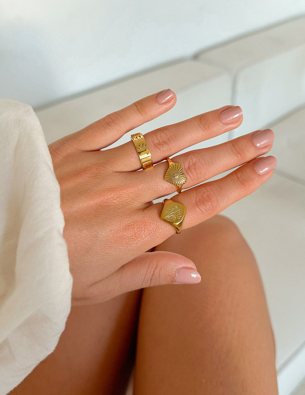 Floral Signet Ring - Riot Co.
