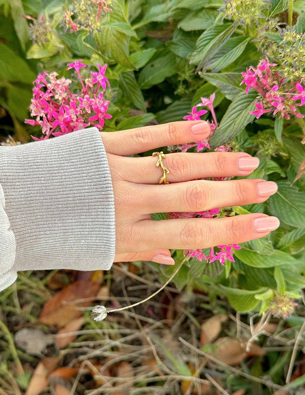 Dainty Olive Branch Ring - Riot Co.
