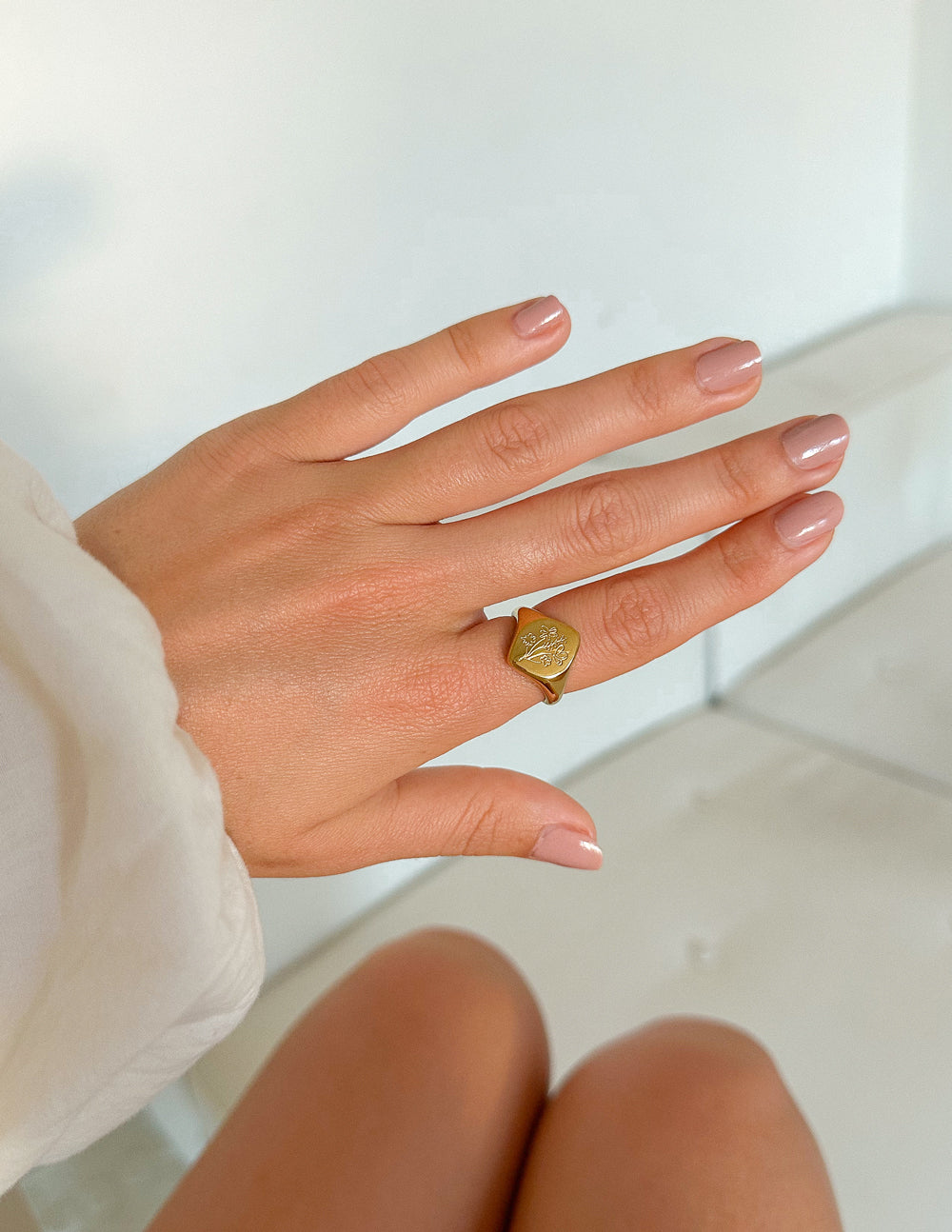 Floral Signet Ring - Riot Co.